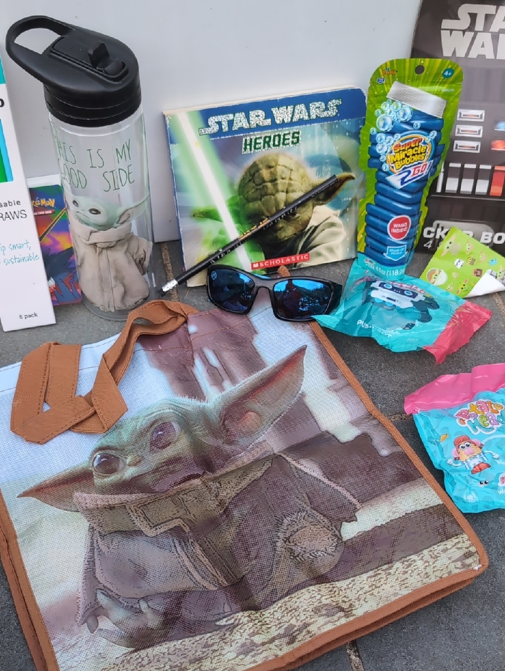 Grogu Mandalorian Kids Star Wars 'The Child' Tote Bag Bundle